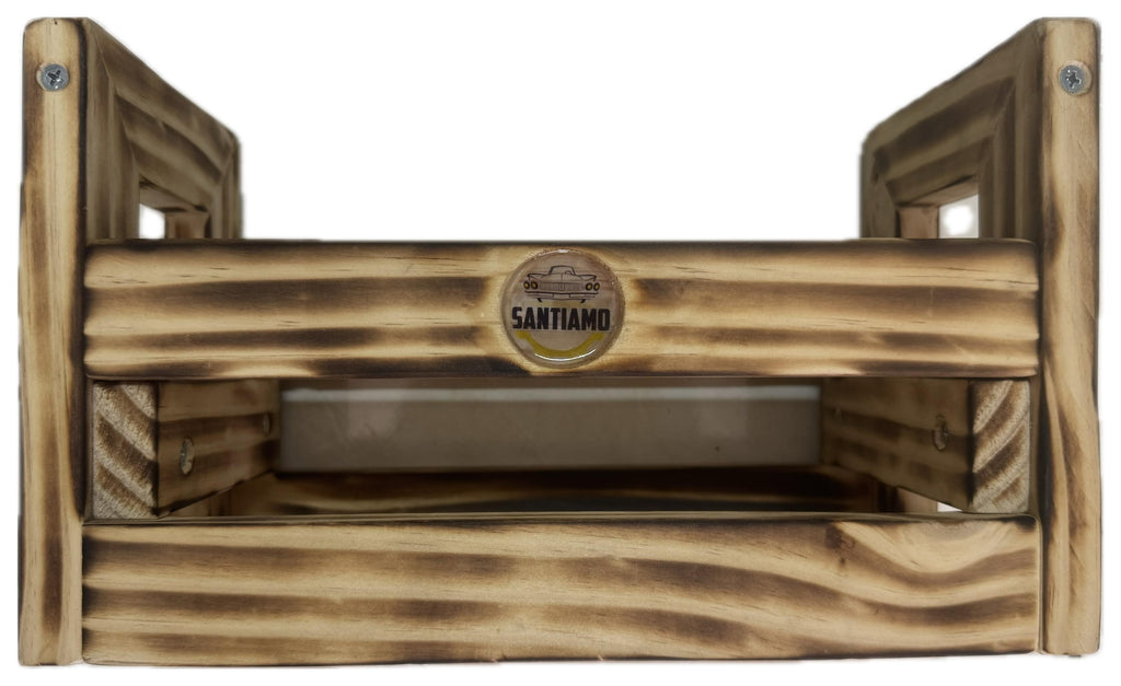 Caja rústica para artículos de limpieza